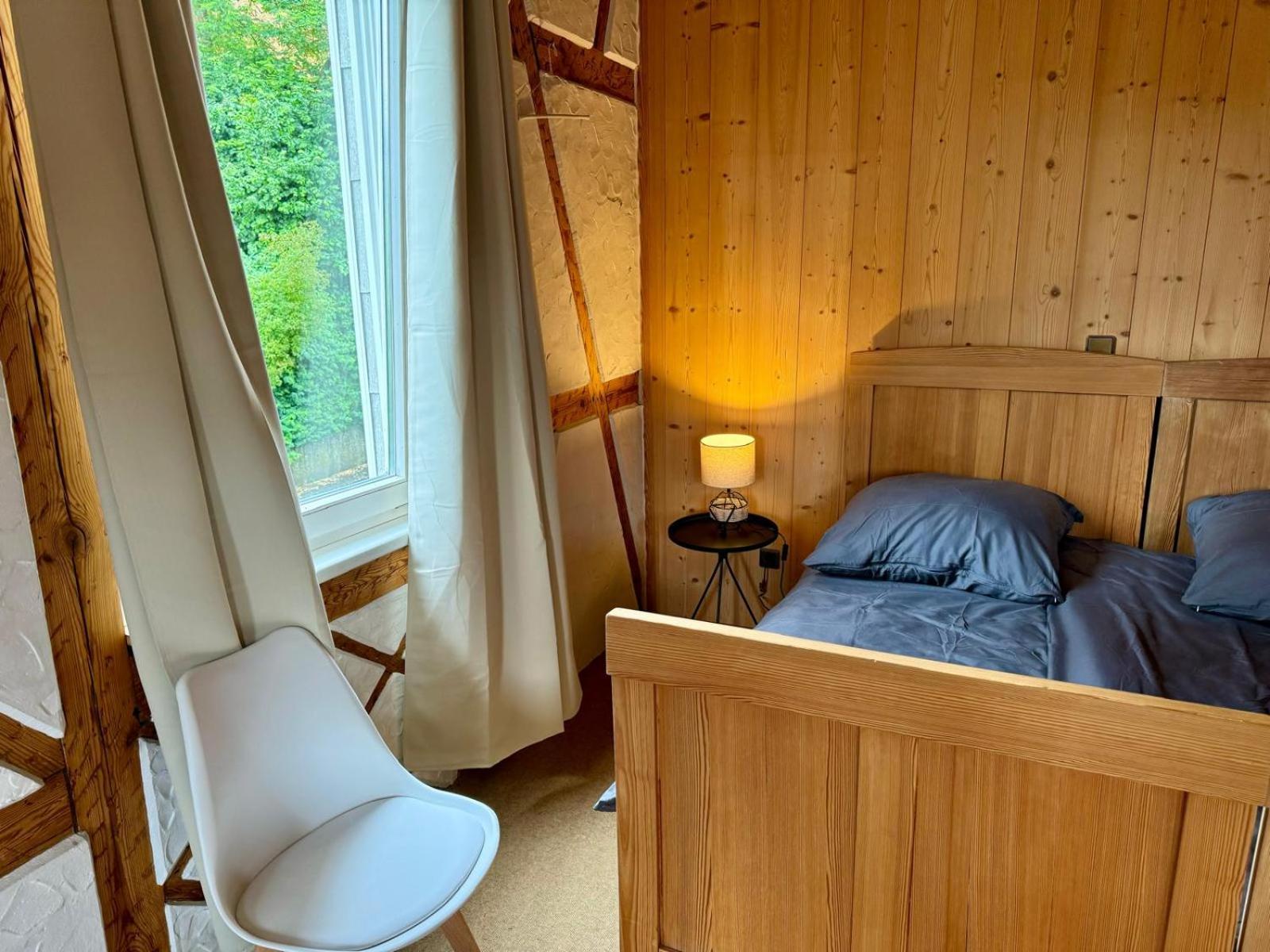 Leopold's Mit Garten Und Vesteblick Mitten In Appartement Coburg