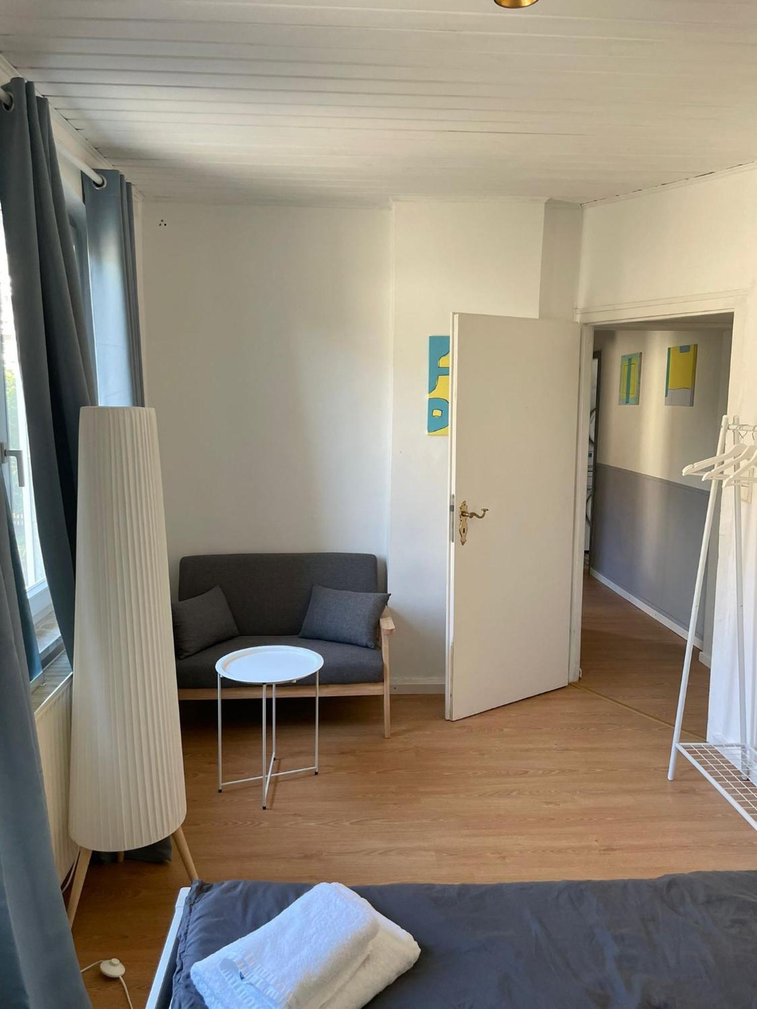 Leopold's Mit Garten Und Vesteblick Mitten In Appartement