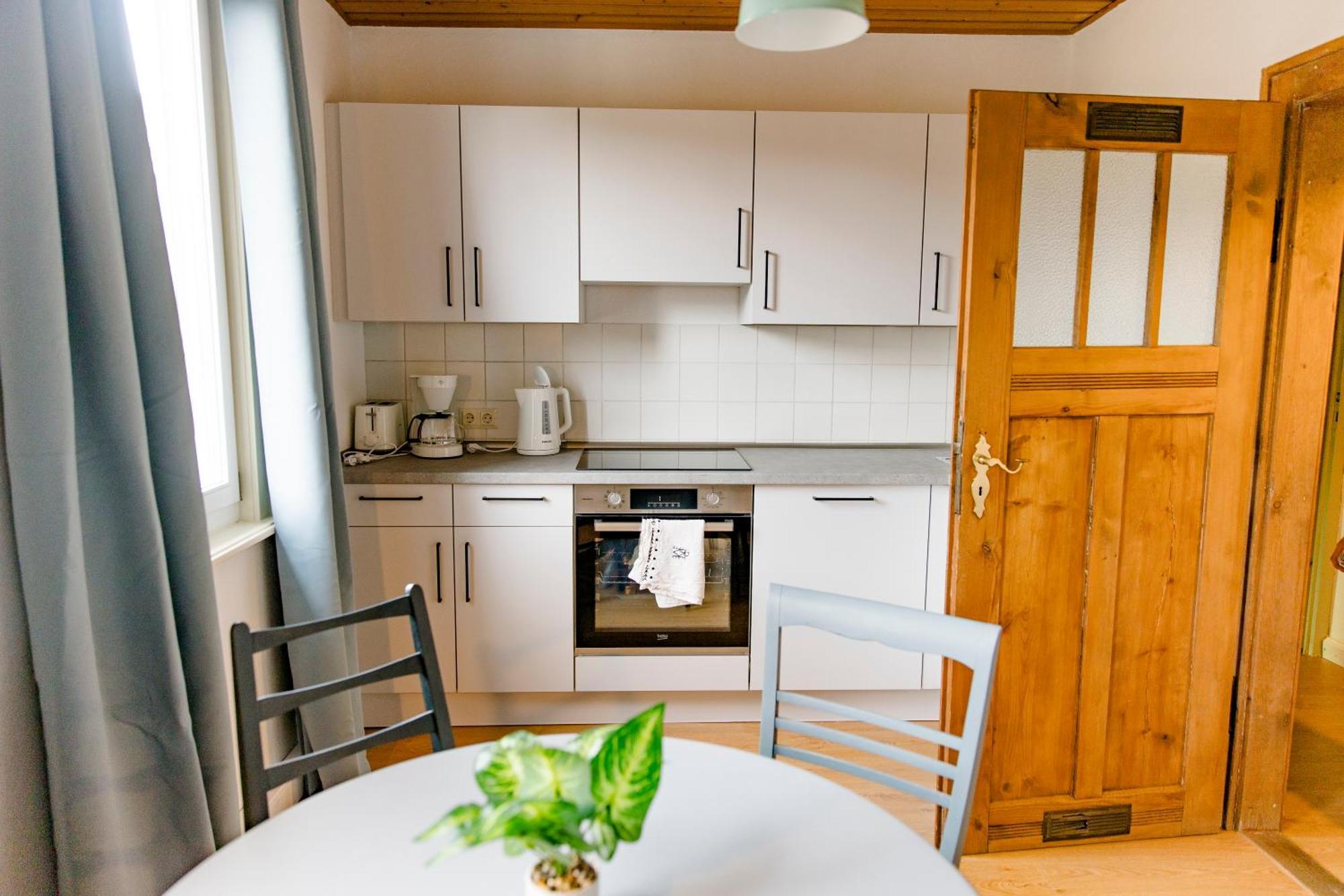 Appartement Leopold's Mit Garten Und Vesteblick Mitten In *